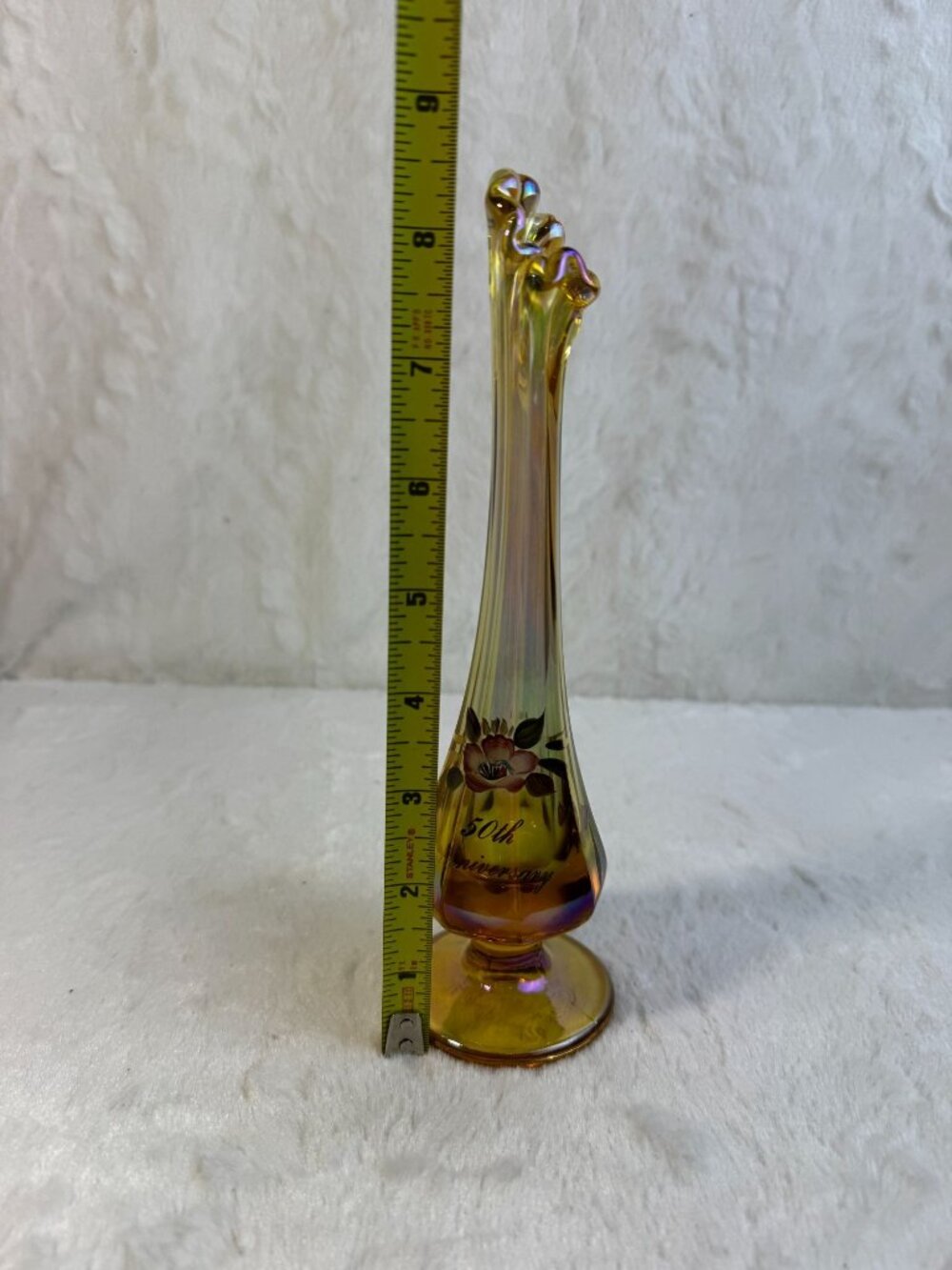 Ltd.Edition Fenton HandPainted Gold 50th Anniversary Glass Vase Signed D Cutshaw - Picture 7 of 7
